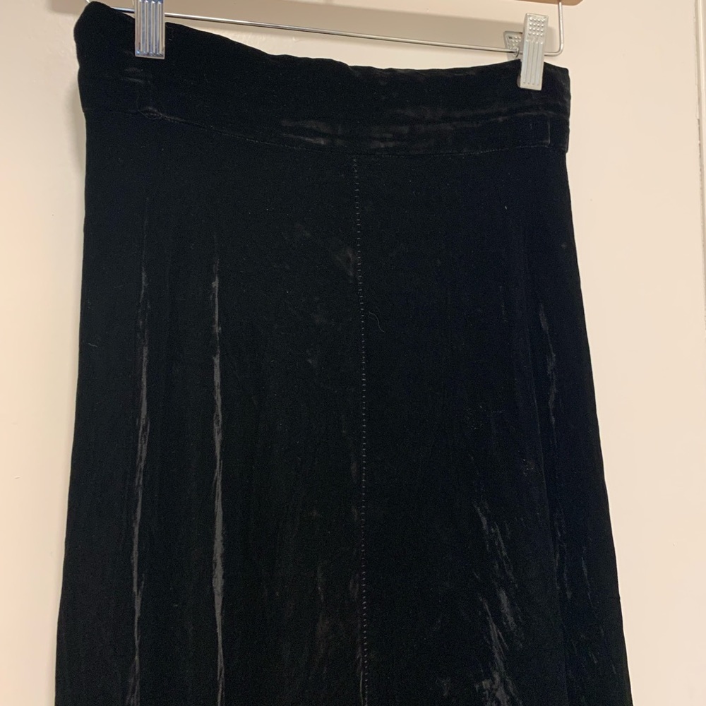 Vintage 70s long velvet black skirt - Picture 3 of 11